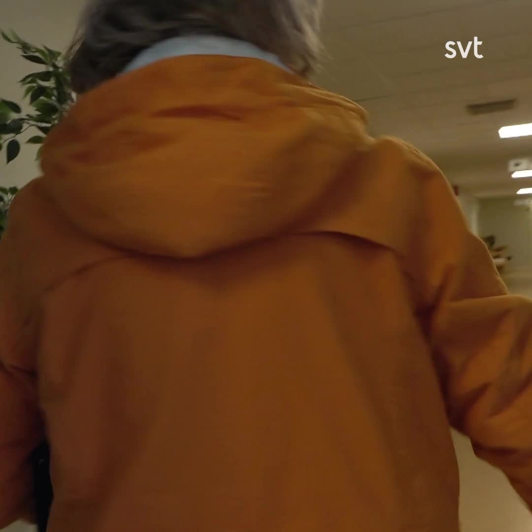 Sven sitter bara inne på boendet i Östersund – dottern: ”Förnedrande att äldre inte får komma ut”