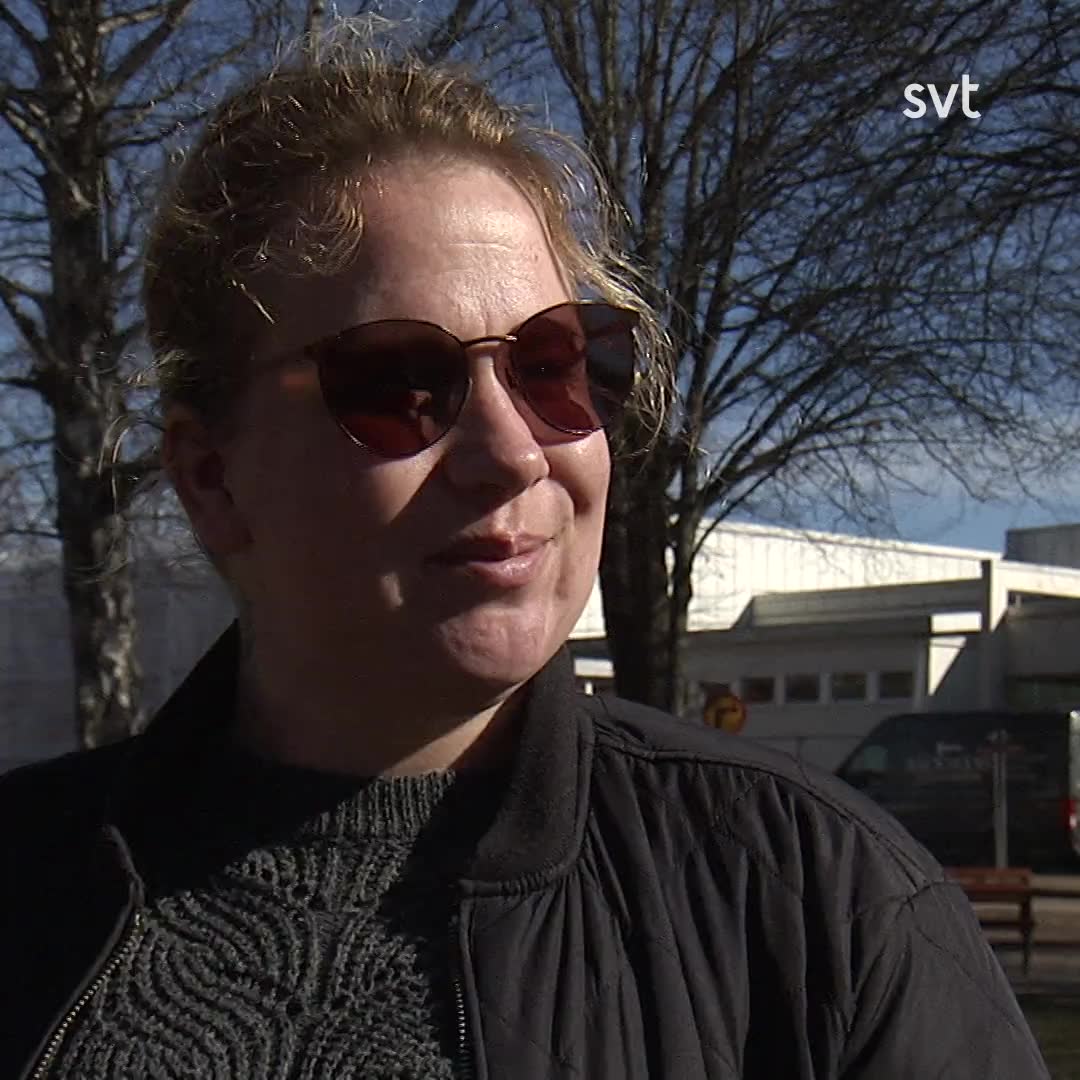 Fyra av tio svenskar kan inte slå en kullerbytta
